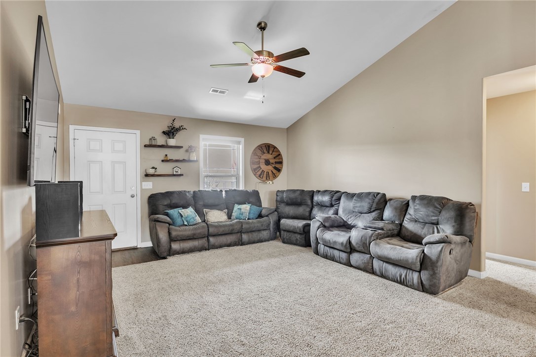 104 Veranda Circle Pendleton, SC 29670 - Photo 4 of 30