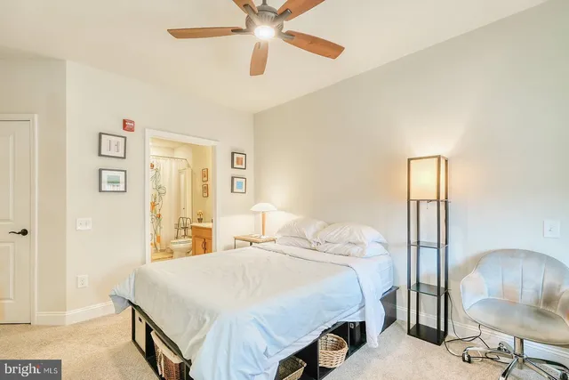 $700,000 | 2905 Bleeker Street, Unit 4304, Fairfax, VA 22031