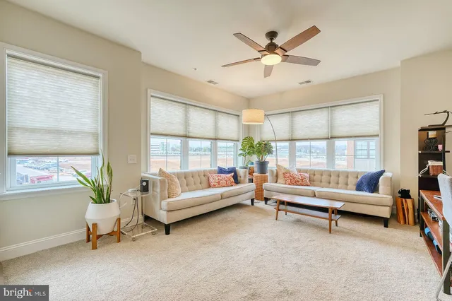 $700,000 | 2905 Bleeker Street, Unit 4304, Fairfax, VA 22031