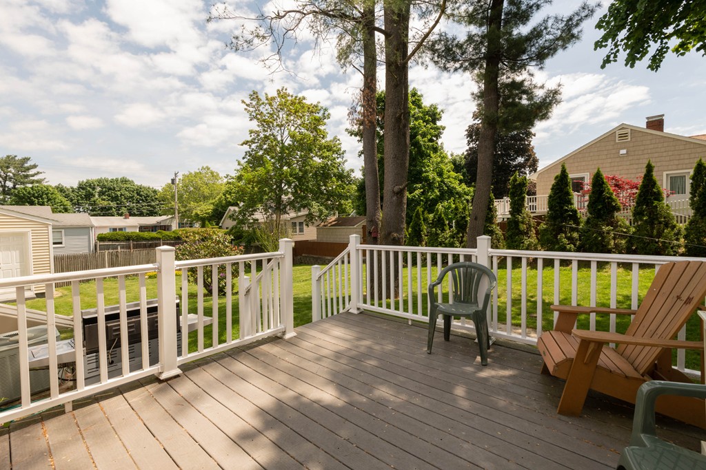 12 Crooker Drive Lynn, MA 01904 - Photo 4 of 30