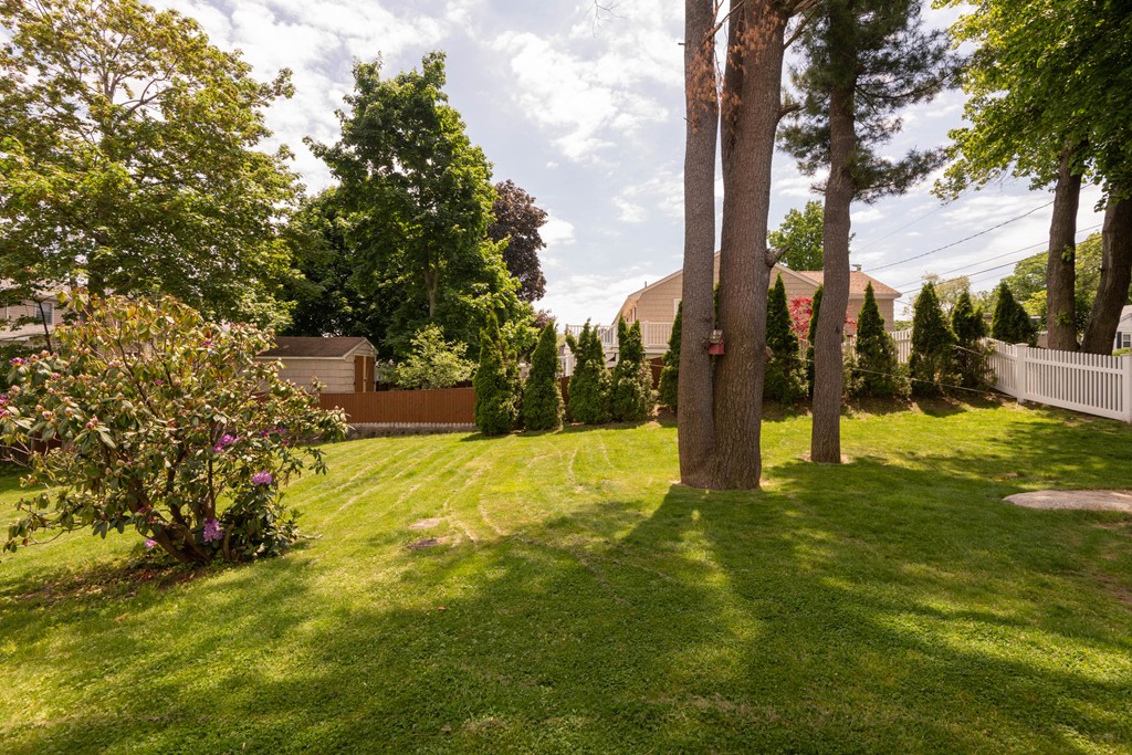 12 Crooker Drive Lynn, MA 01904 - Photo 5 of 30