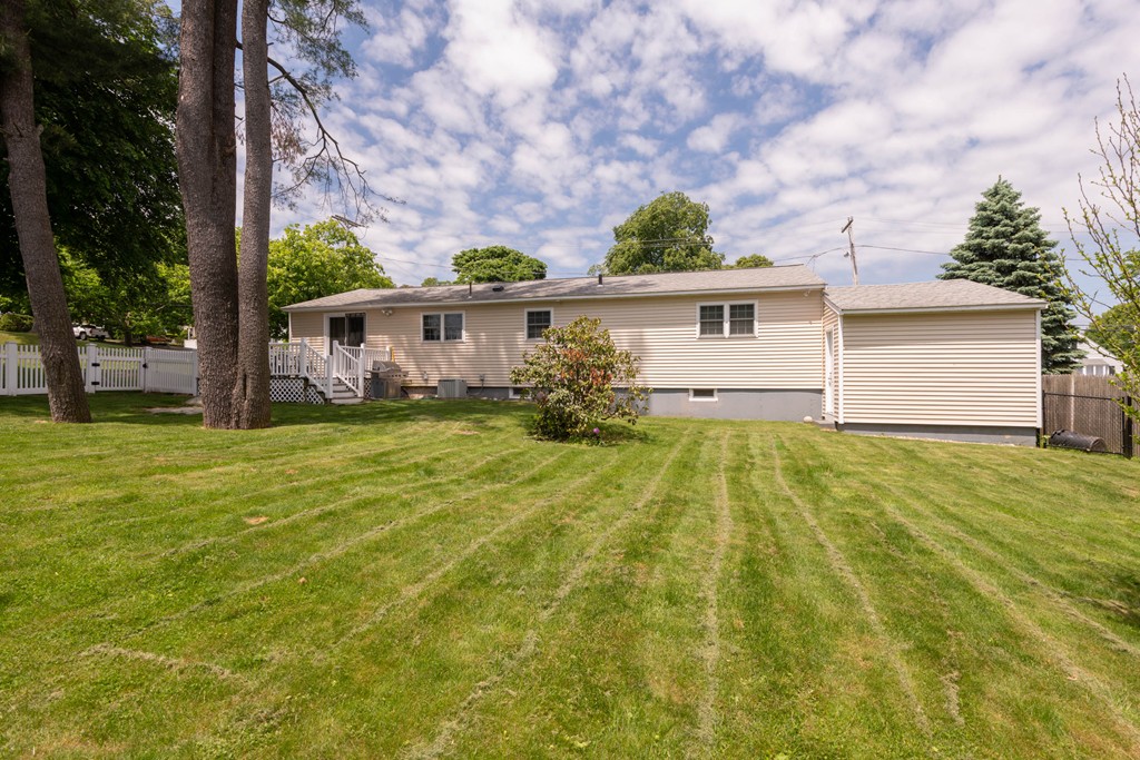 12 Crooker Drive Lynn, MA 01904 - Photo 6 of 30