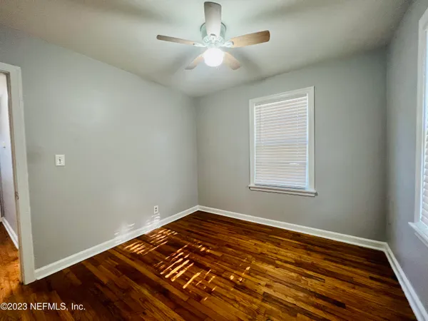 $1,595 | 2105 Kingswood Road, Jacksonville, FL 32207