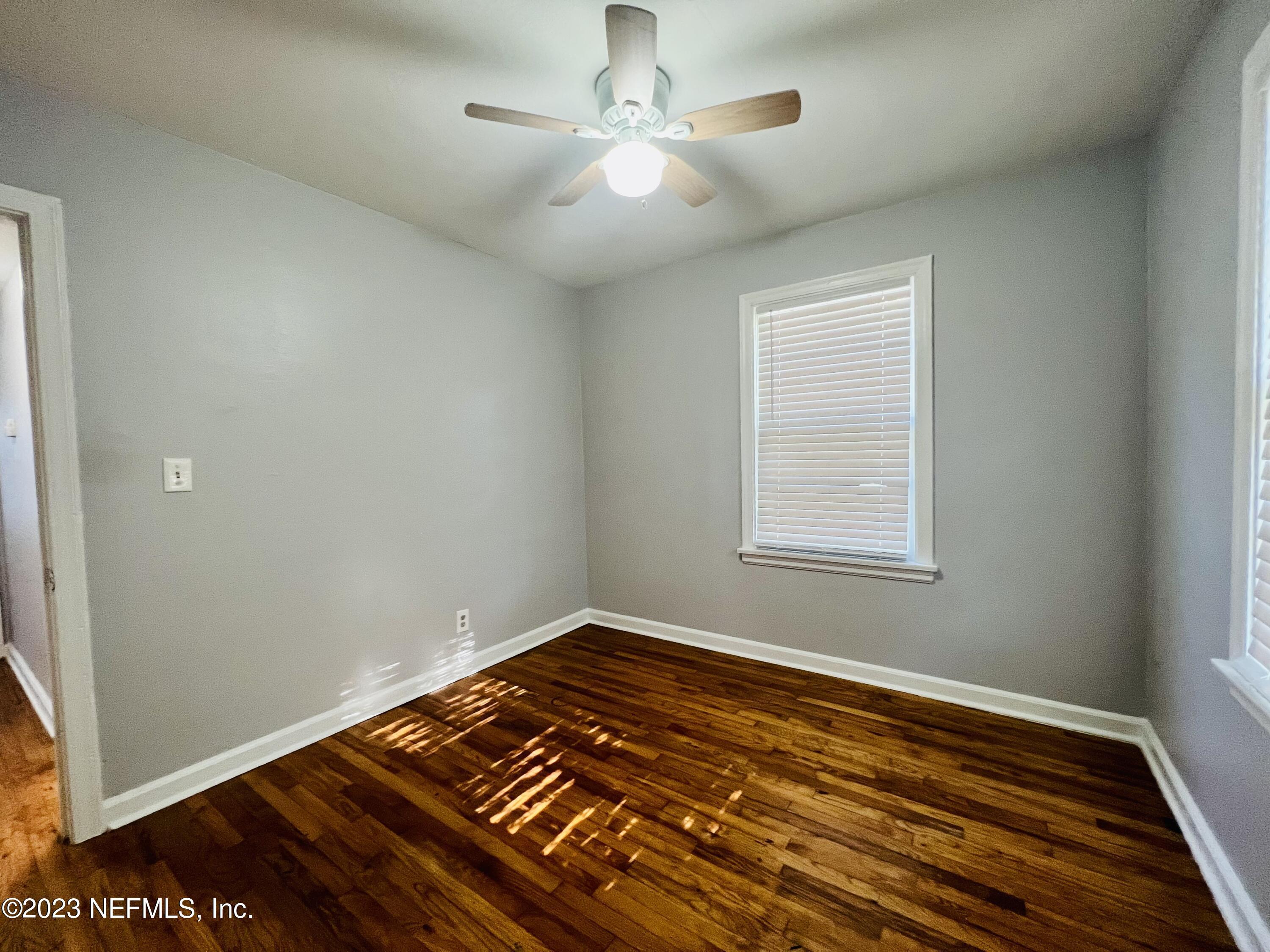 2105 Kingswood Road Jacksonville, FL 32207 - Photo 11 of 15 Bedroom 2