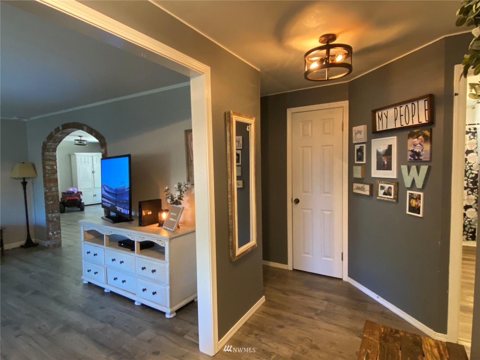 160 Galaxie Road Chehalis, WA 98532 - Photo 11 of 27 a view of a bedroom with closet and mirror