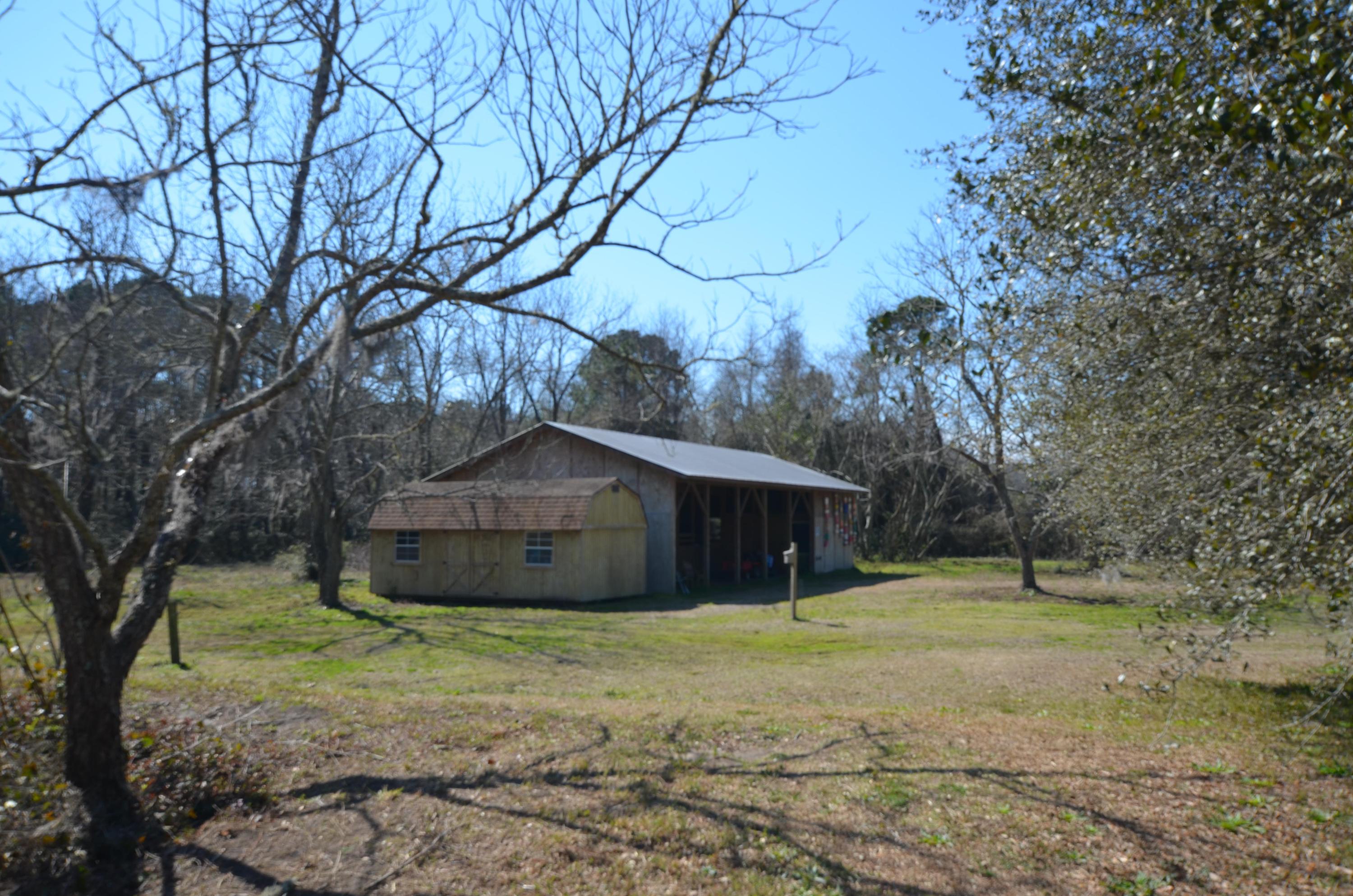 435 Dupre Road McClellanville, SC 29458 - Photo 3 of 8 barn1