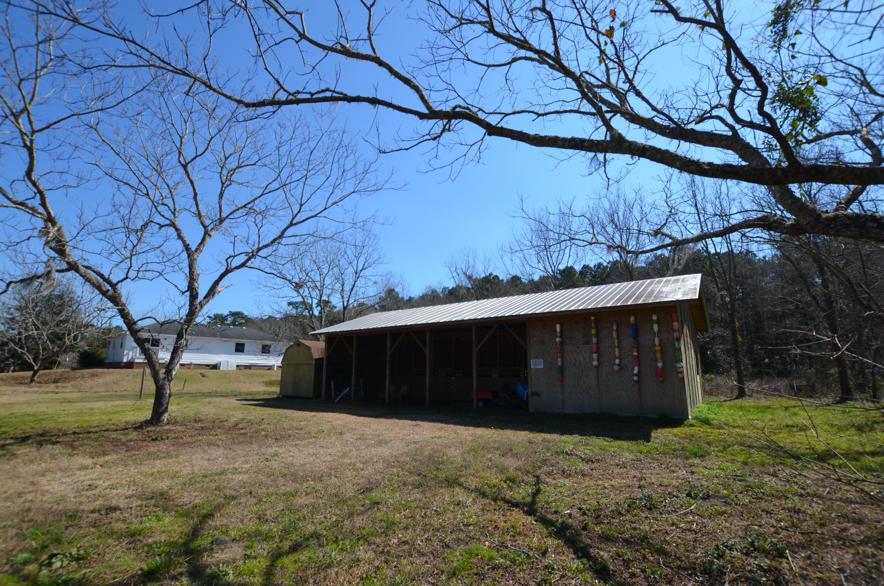 435 Dupre Road McClellanville, SC 29458 - Photo 4 of 8 barn2