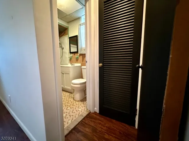 $1,695 | 530 Valley Brook Avenue, Lyndhurst, NJ 07071