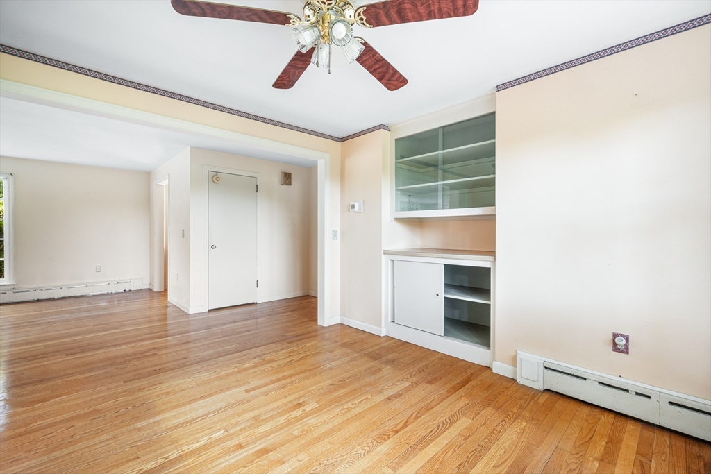45 Indian Hill Road Worcester, MA 01606 - Photo 11 of 41