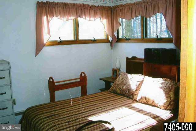 5550 Pinchtown Road Dover, PA 17315 - Photo 7 of 8 Gallery Image 7