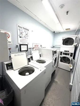 $1,895 | 245 Anderson Street, Unit 4G, Hackensack, NJ 07601