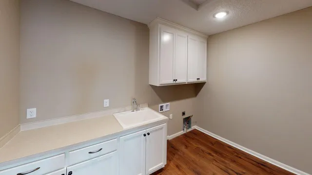 $589,900 | 2524 Buchanan Lane South, Cambridge, MN 55008