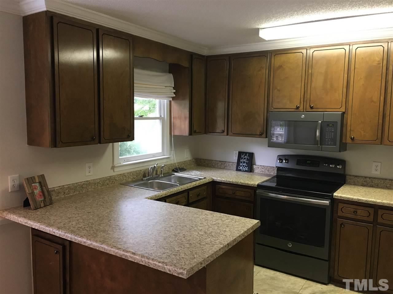 201 Hillington Road Garner, NC 27529 - Photo 4 of 19 Gallery Image 4