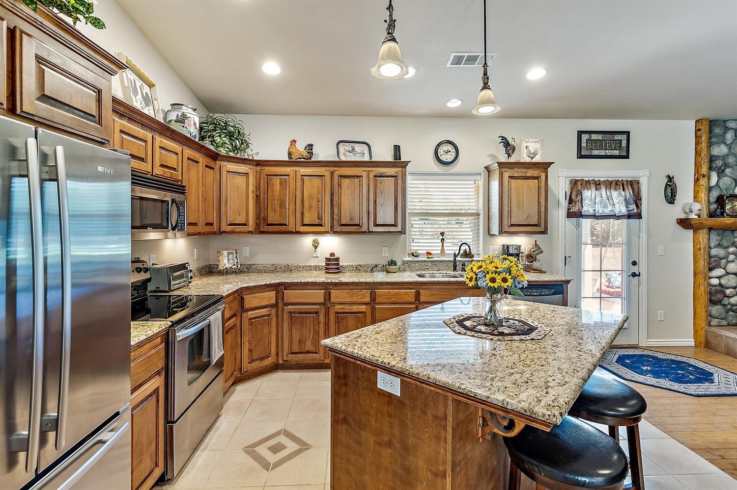 845 Riverbanks Road Grants Pass, OR 97527 - Photo 8 of 28 Door leads to Patio and property!