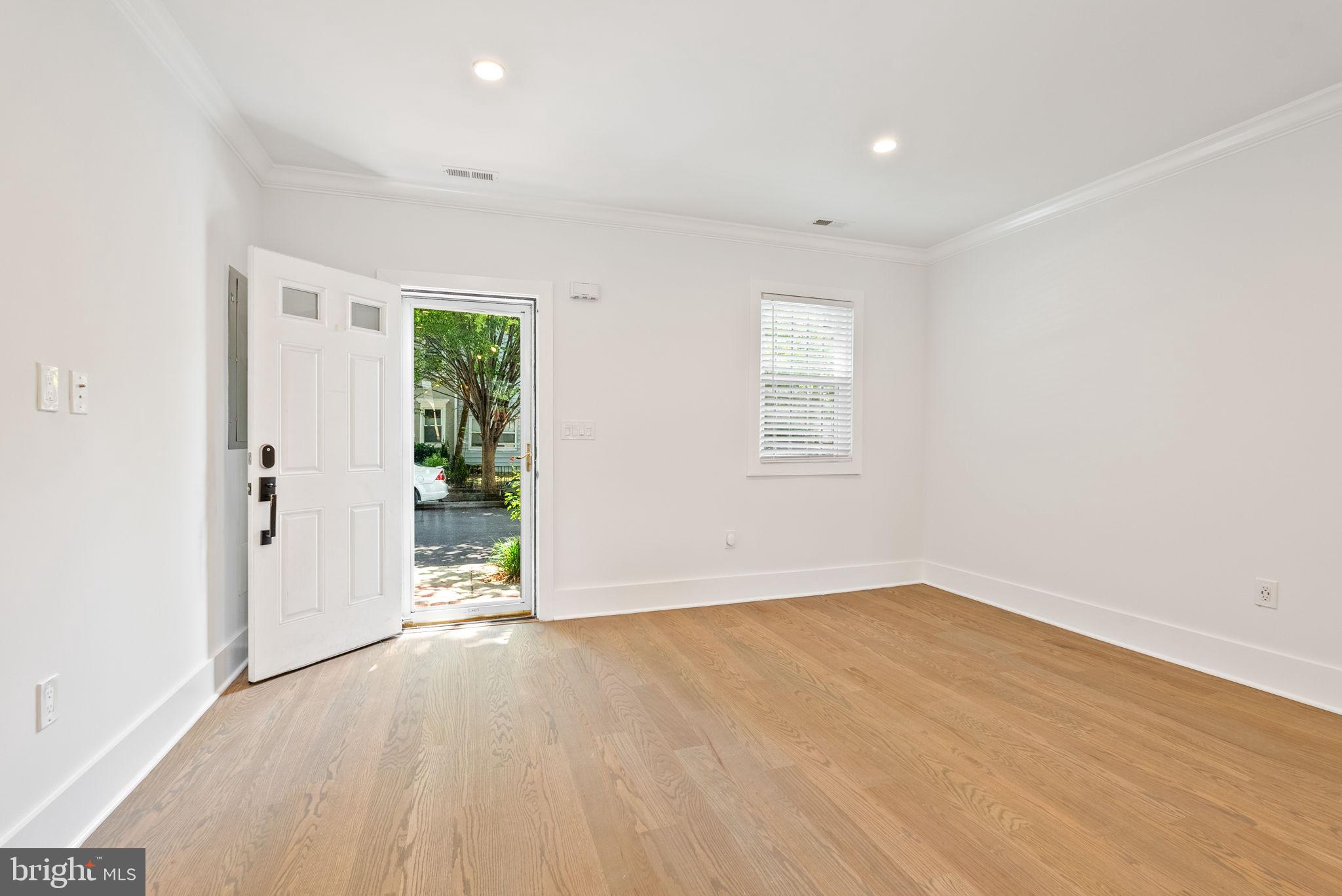 477 Ridge Street Northwest Washington, DC 20001 - Photo 13 of 18