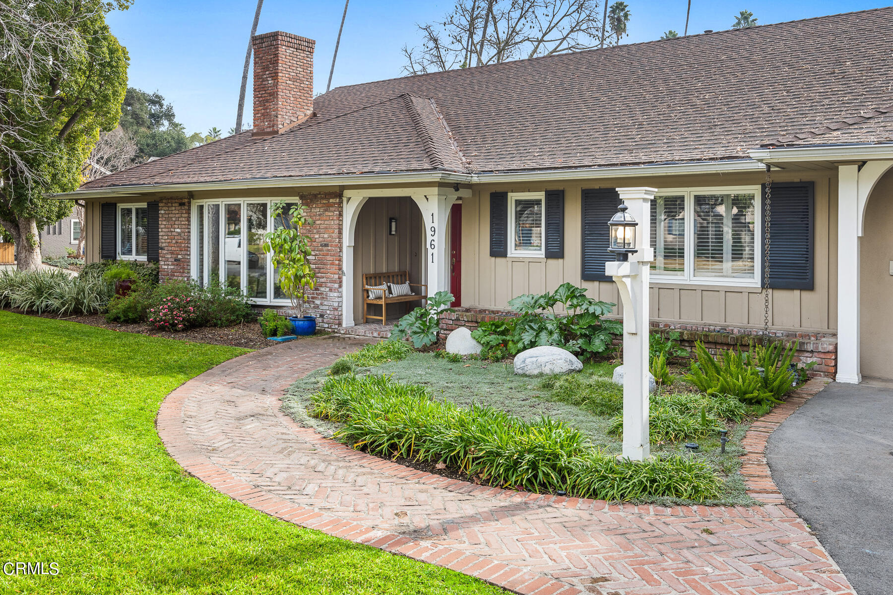 1961 Oak Street South Pasadena, CA 91030 - Photo 2 of 19 a front view of a house with garden