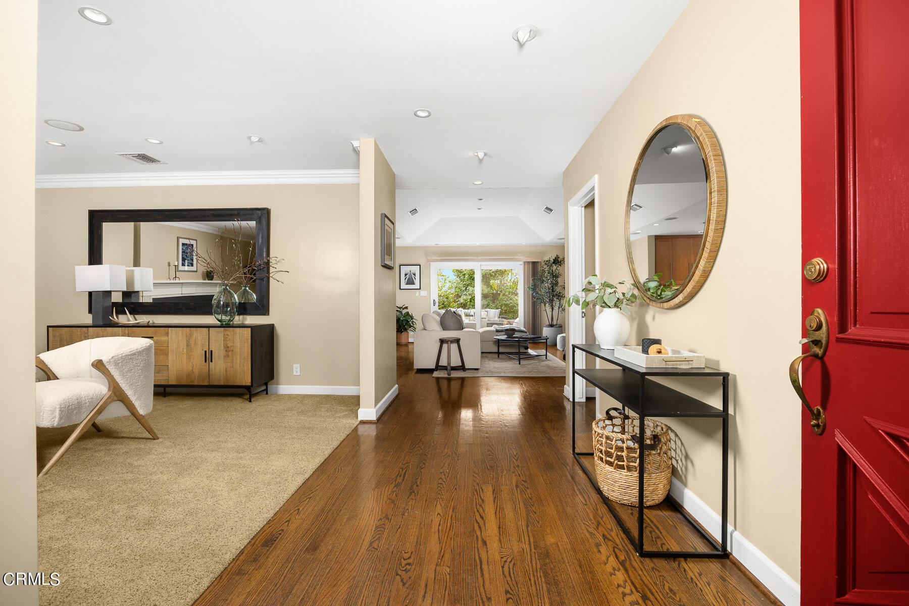 1961 Oak Street South Pasadena, CA 91030 - Photo 4 of 19 Entry