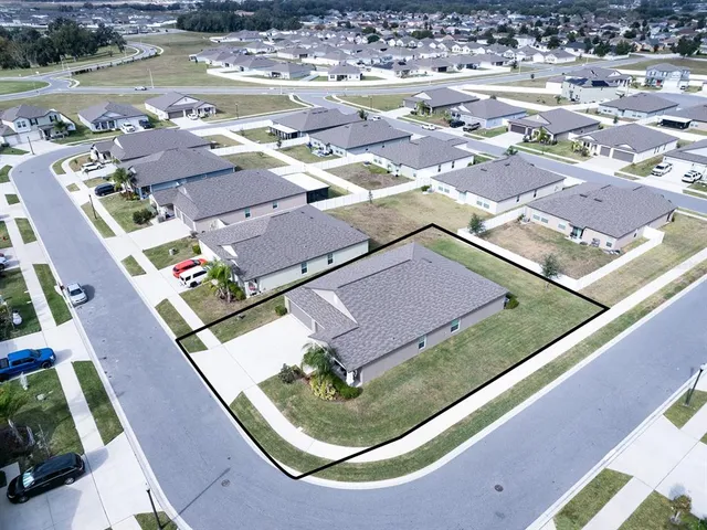 a view of a bird bath