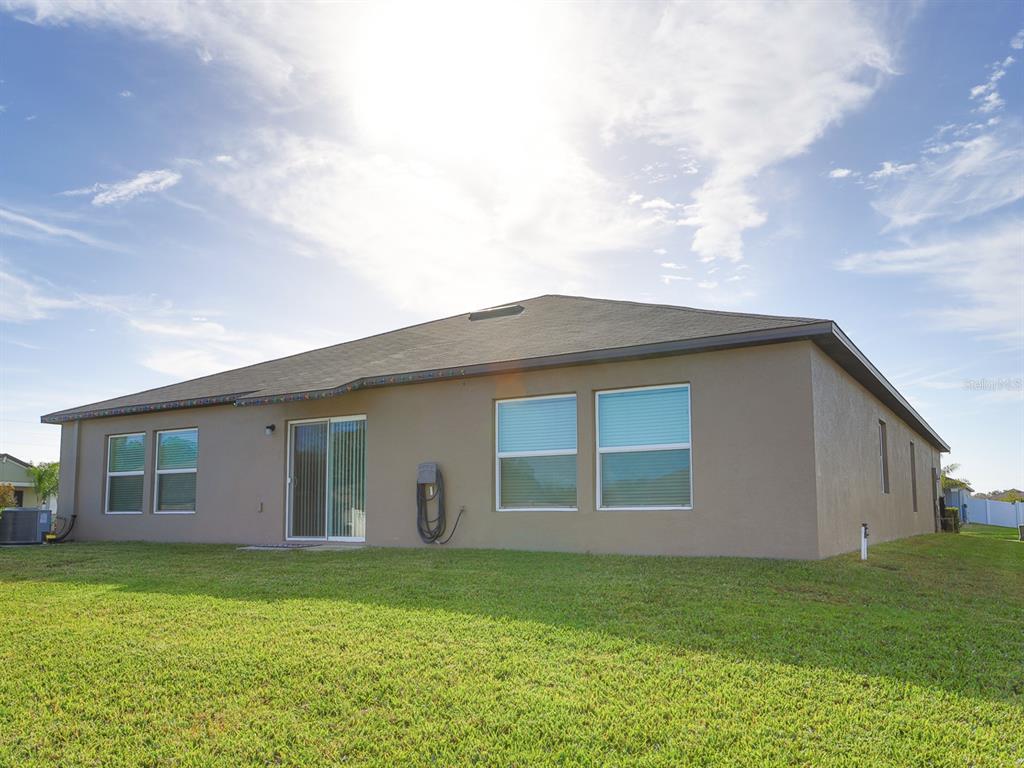 2933 Flying Blackbird Road Bartow, FL 33830 - Photo 5 of 50