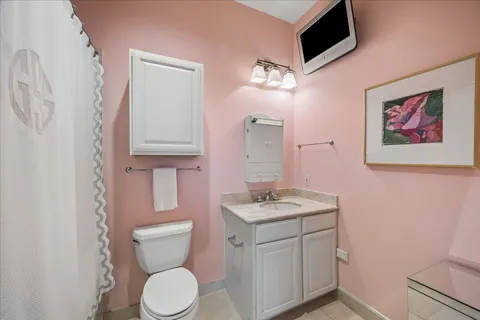 $1,075,000 | 511 South Post Oak Lane, Unit 6D, Houston, TX 77056