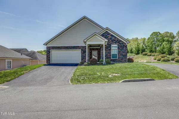 $499,000 | 1434 Hatterdale Farm Road, Blountville, TN 37617