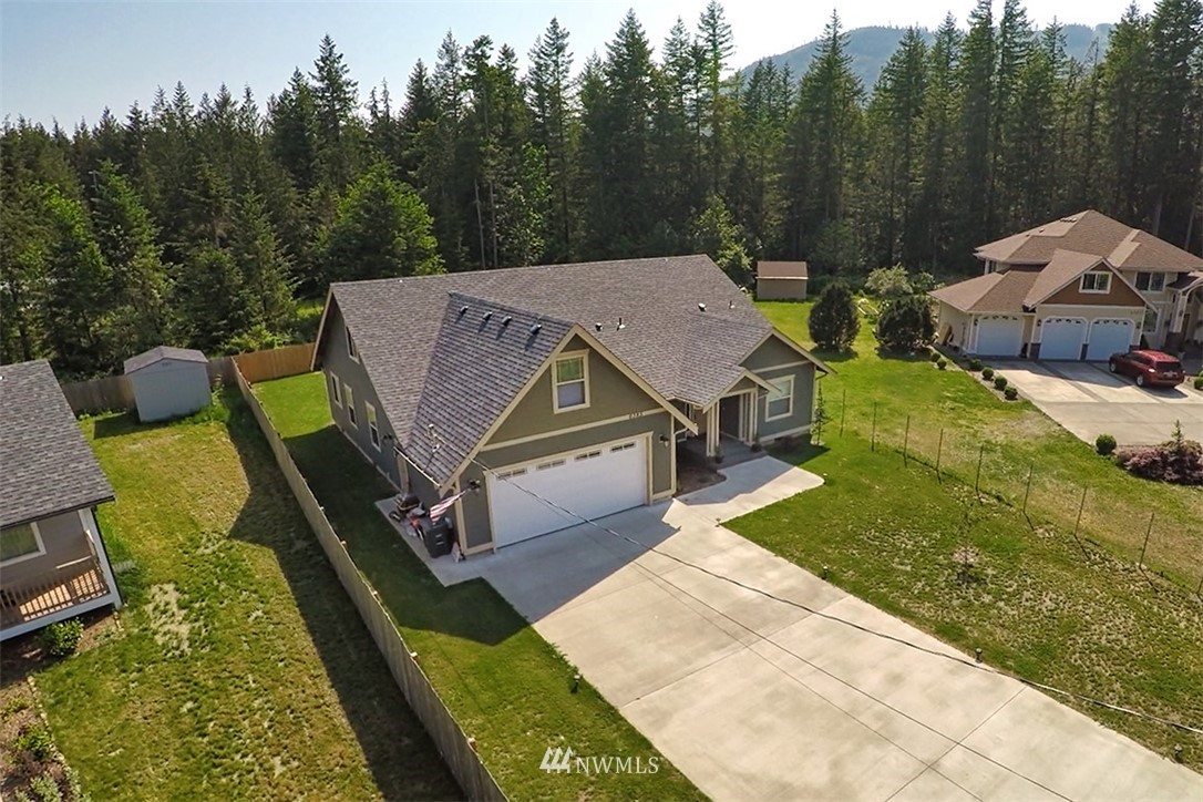 6385 Little Big Horn Road Maple Falls, WA 98266 - Photo 3 of 25 Gallery Image 3