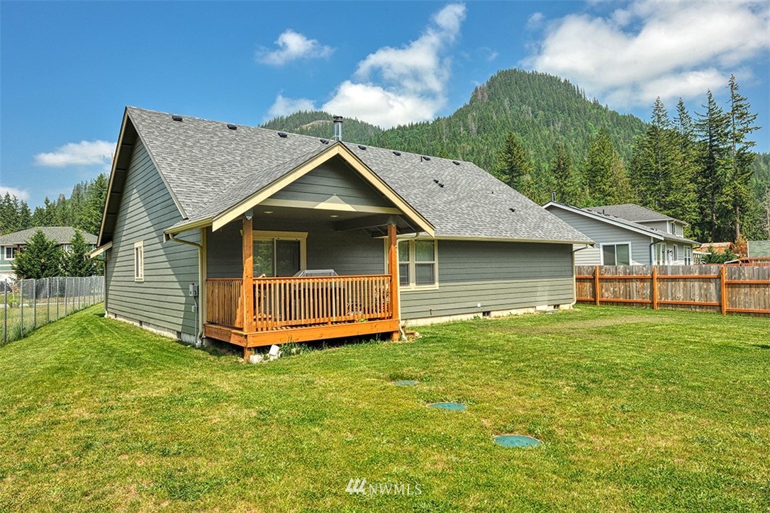 6385 Little Big Horn Road Maple Falls, WA 98266 - Photo 22 of 25 Gallery Image 22