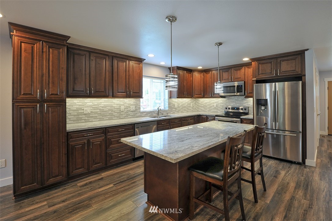 6385 Little Big Horn Road Maple Falls, WA 98266 - Photo 7 of 25 Gallery Image 7