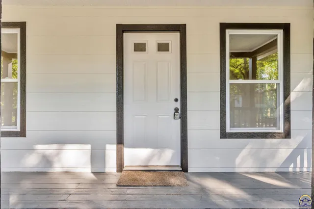 $135,000 | 2820 Southeast Wisconsin Avenue, Topeka, KS 66605