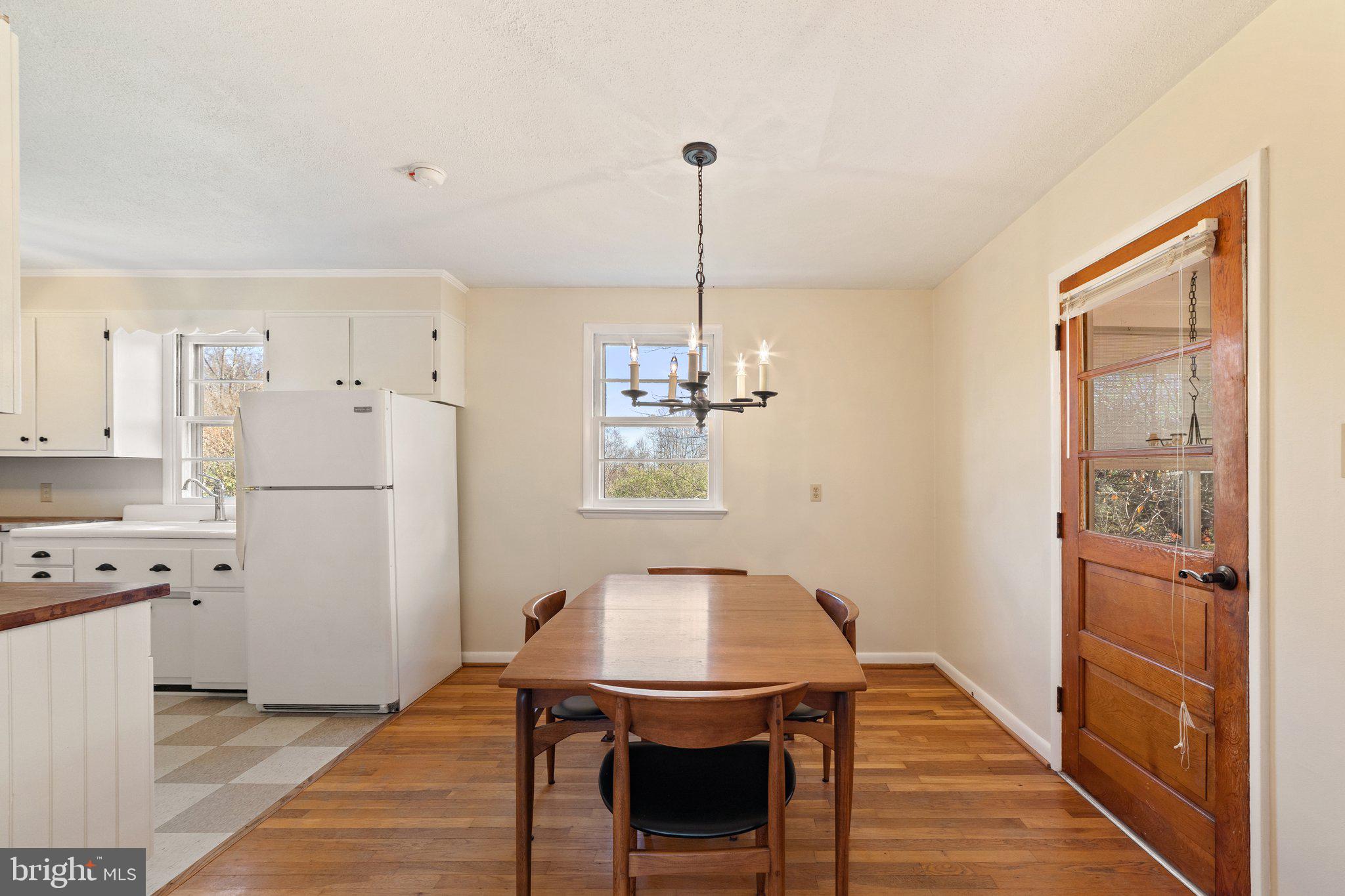508 Round Hill Road Boston, VA 22713 - Photo 11 of 40 Hardwood floors in DR