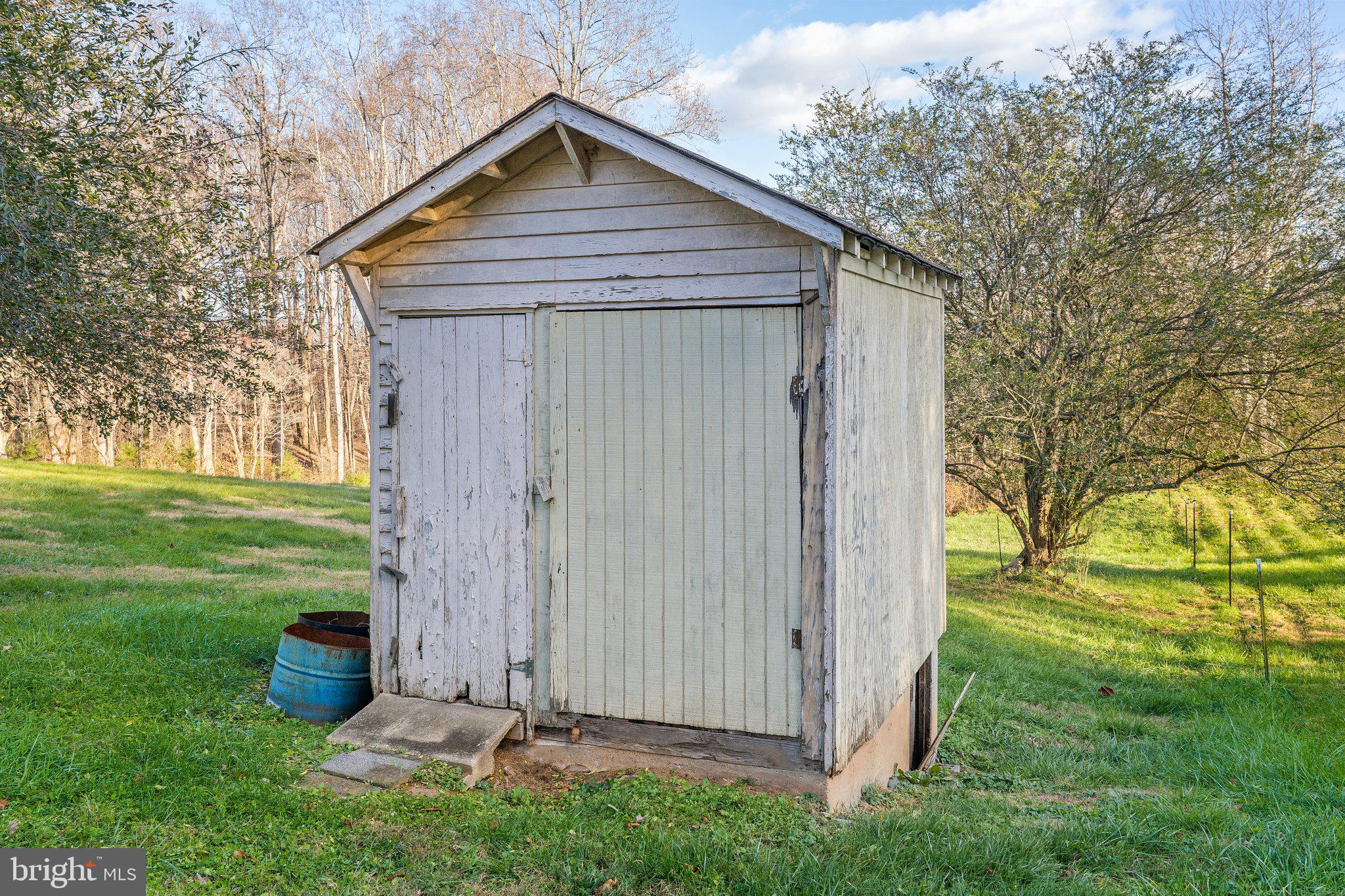 508 Round Hill Road Boston, VA 22713 - Photo 38 of 40 Shed