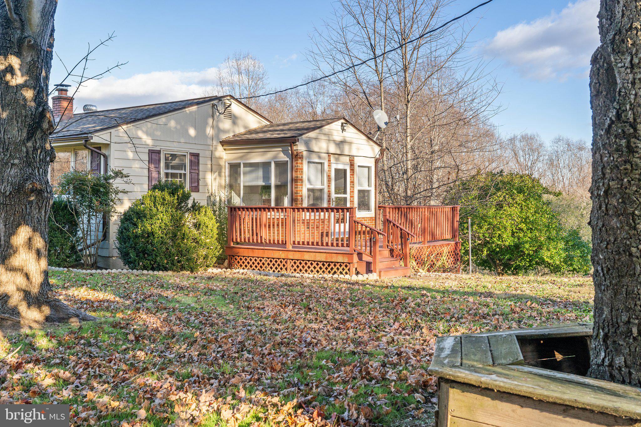 508 Round Hill Road Boston, VA 22713 - Photo 5 of 40 Large Deck