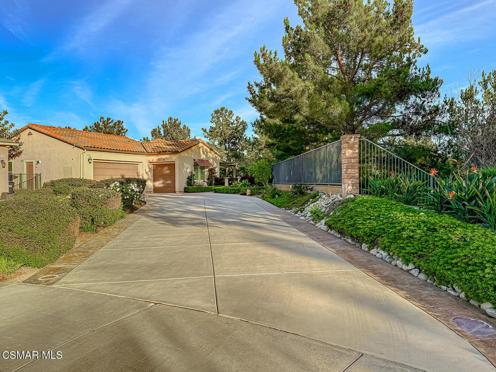 13257 Turnstone Circle Moorpark, CA 93021 - Photo 2 of 67