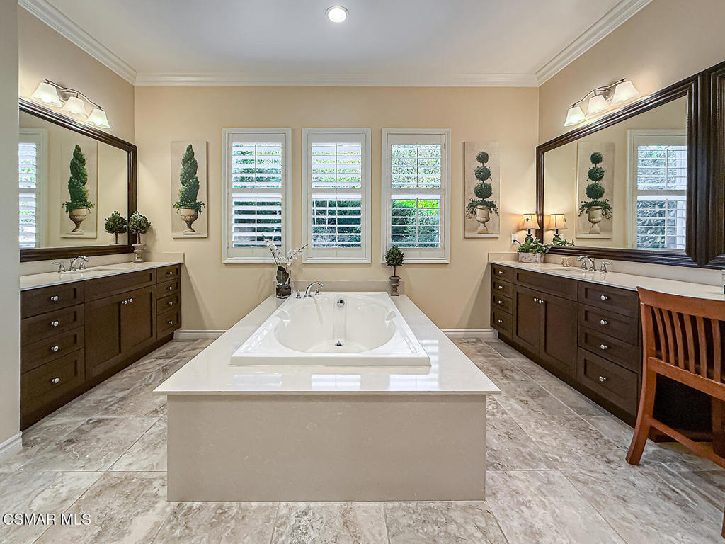 13257 Turnstone Circle Moorpark, CA 93021 - Photo 27 of 67