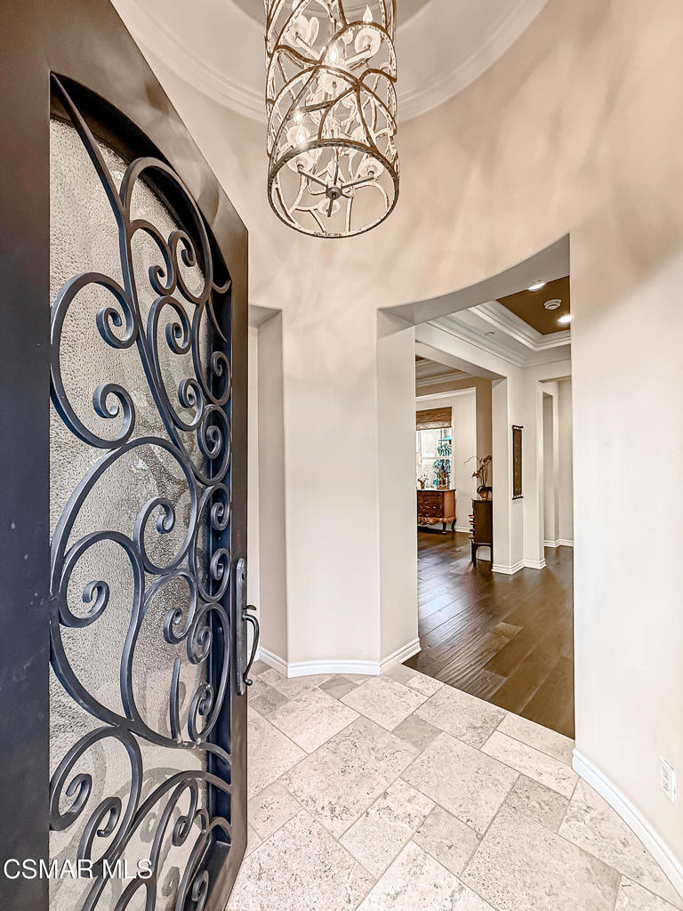 13257 Turnstone Circle Moorpark, CA 93021 - Photo 7 of 67