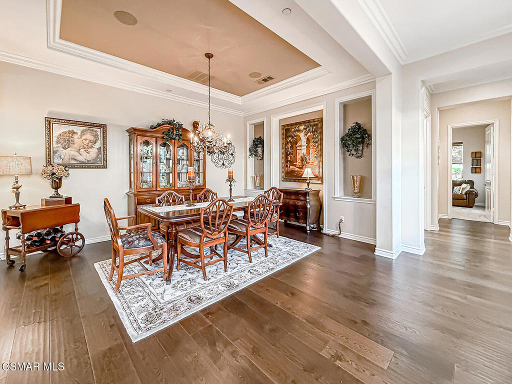 13257 Turnstone Circle Moorpark, CA 93021 - Photo 10 of 67