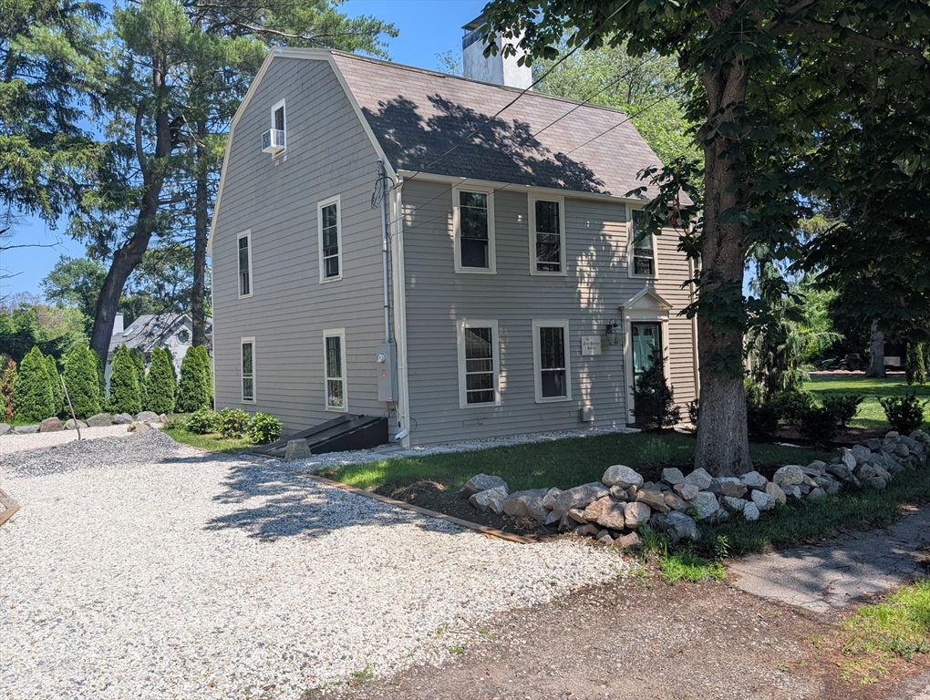 46 Hammond Street Rowley, MA 01969 - Photo 2 of 12