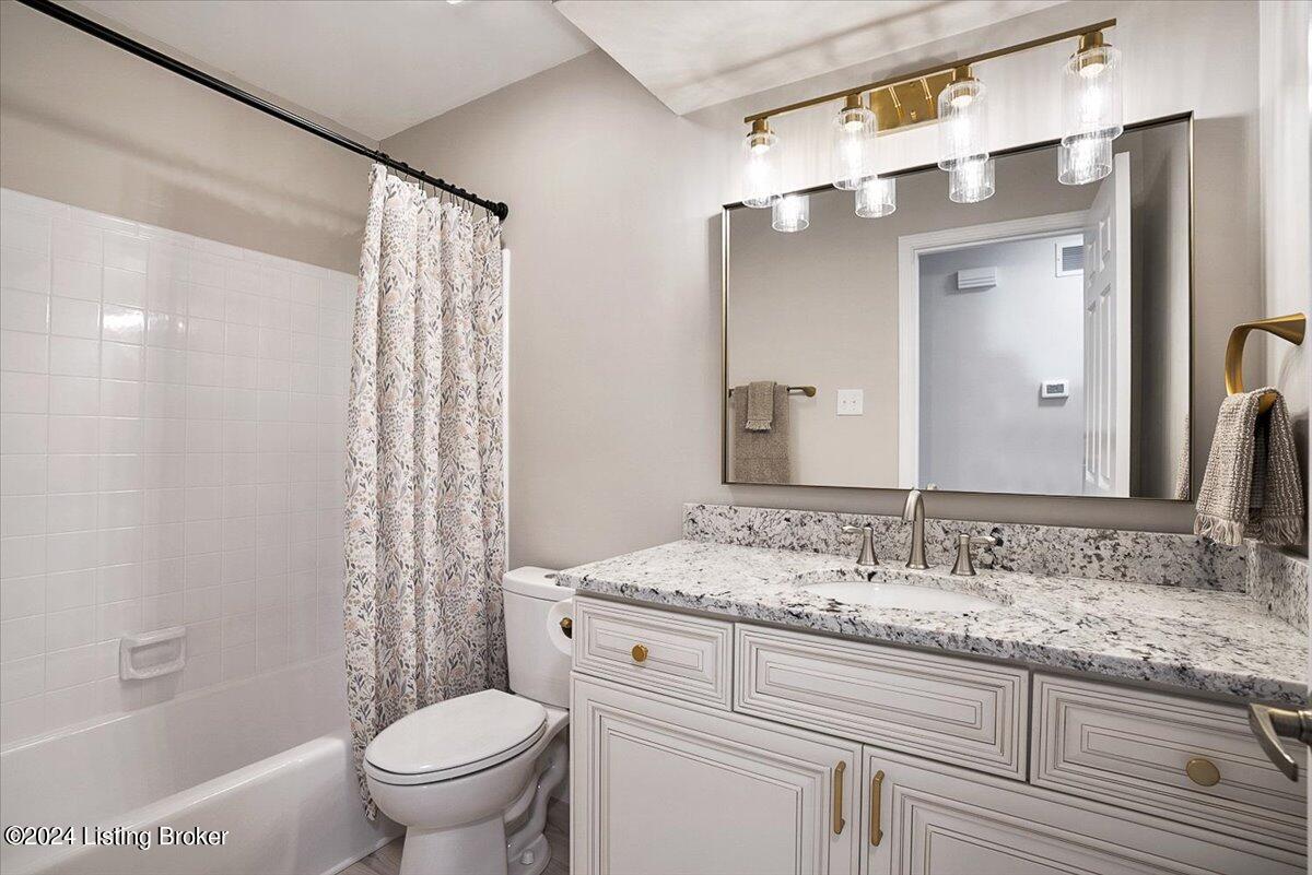 10802 Falkirk Road Louisville, KY 40243 - Photo 16 of 38 31-10802-36