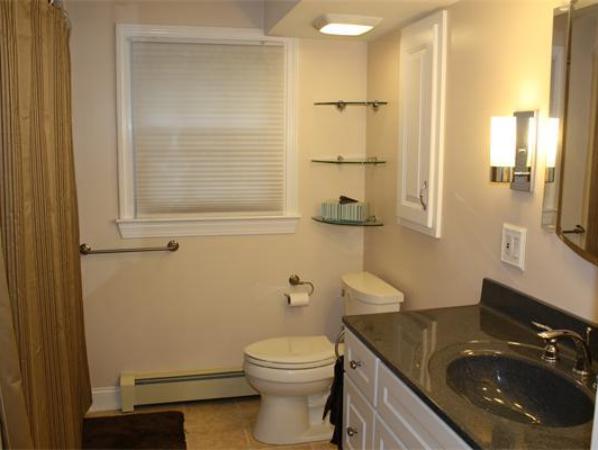 651 Old Dunstable Road Groton, MA 01450 - Photo 9 of 21 Gallery Image 9