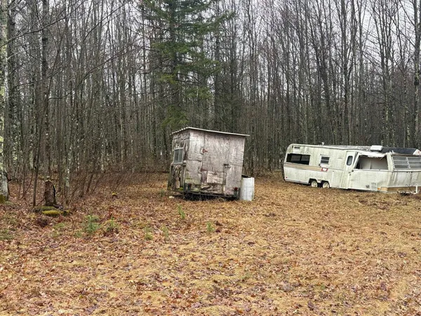 $72,500 | W13470 Eagle River Road, Silver Cliff, WI 54104