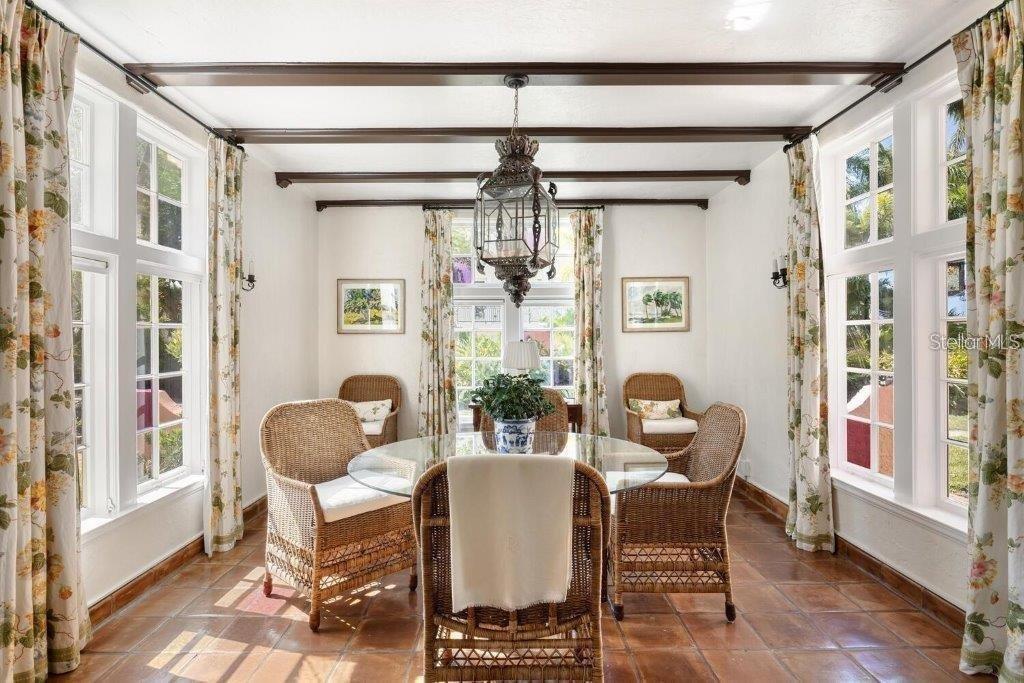 4511 Bay Shore Road Sarasota, FL 34234 - Photo 14 of 69