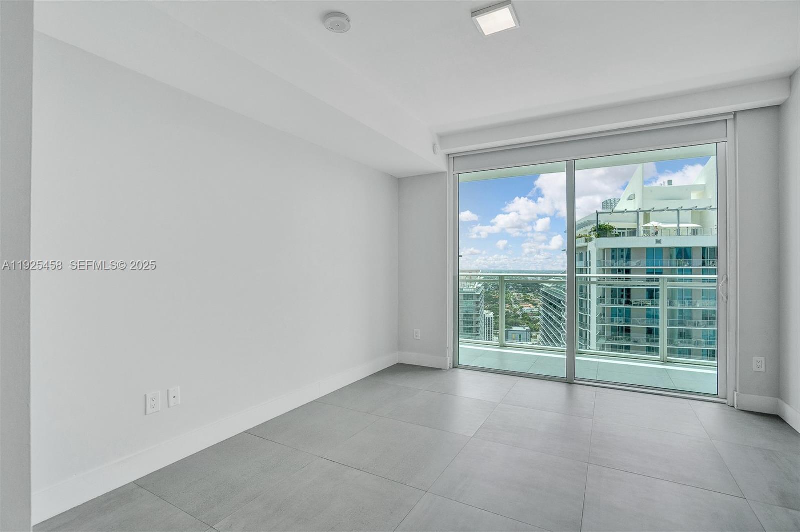 1080 Brickell Avenue, Unit 4109 Miami, FL 33131 - Photo 7 of 23