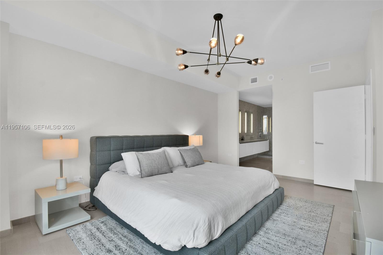 88 Southwest 7th Street, Unit 3503 Miami, FL 33130 - Photo 11 of 57