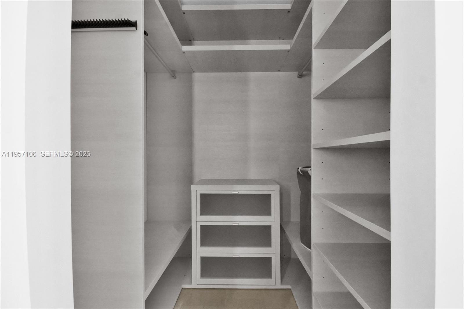 88 Southwest 7th Street, Unit 3503 Miami, FL 33130 - Photo 15 of 57