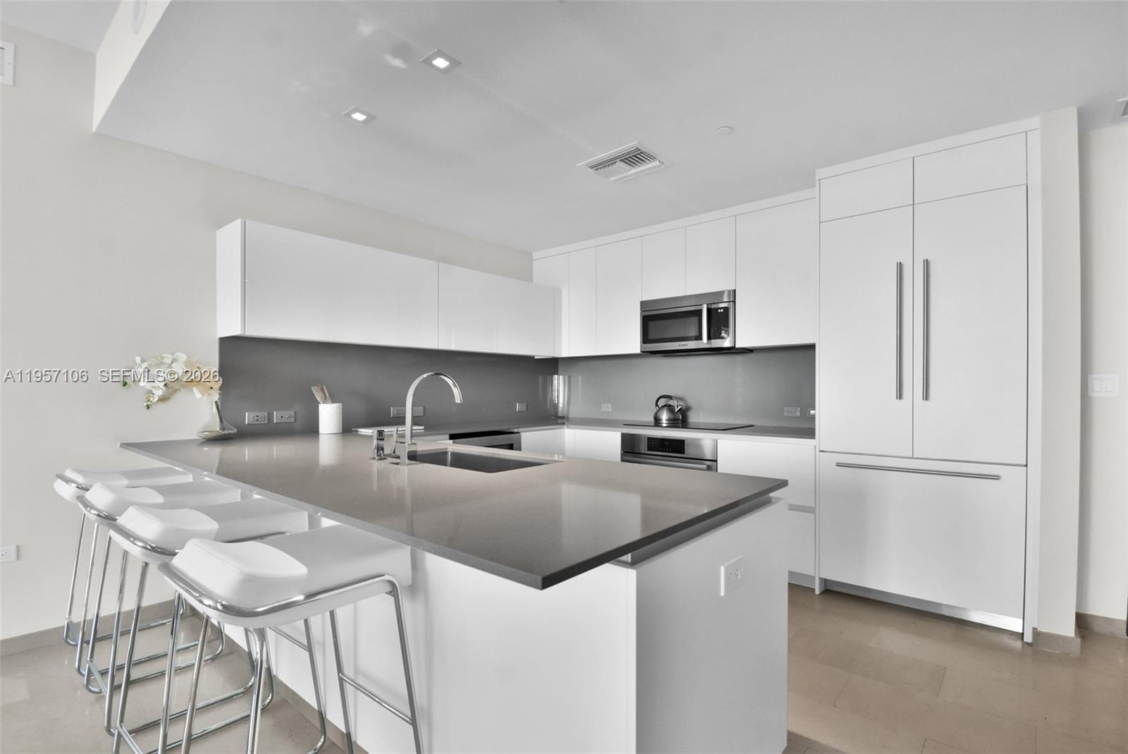 88 Southwest 7th Street, Unit 3503 Miami, FL 33130 - Photo 34 of 57