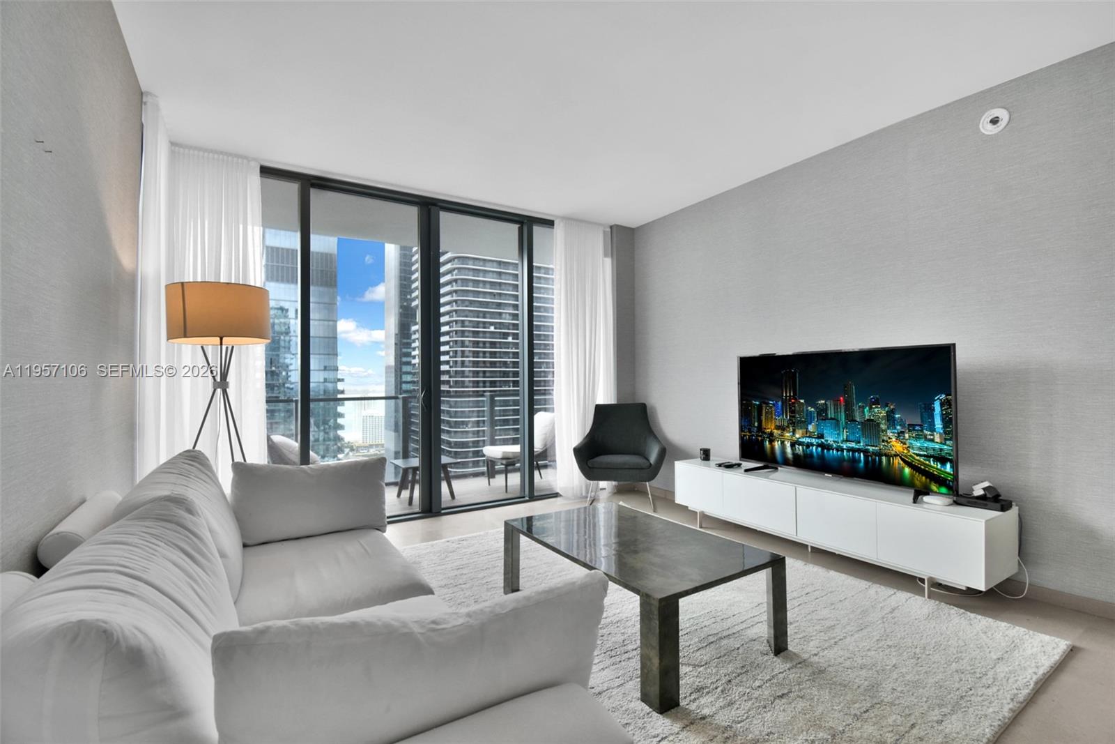 88 Southwest 7th Street, Unit 3503 Miami, FL 33130 - Photo 40 of 57