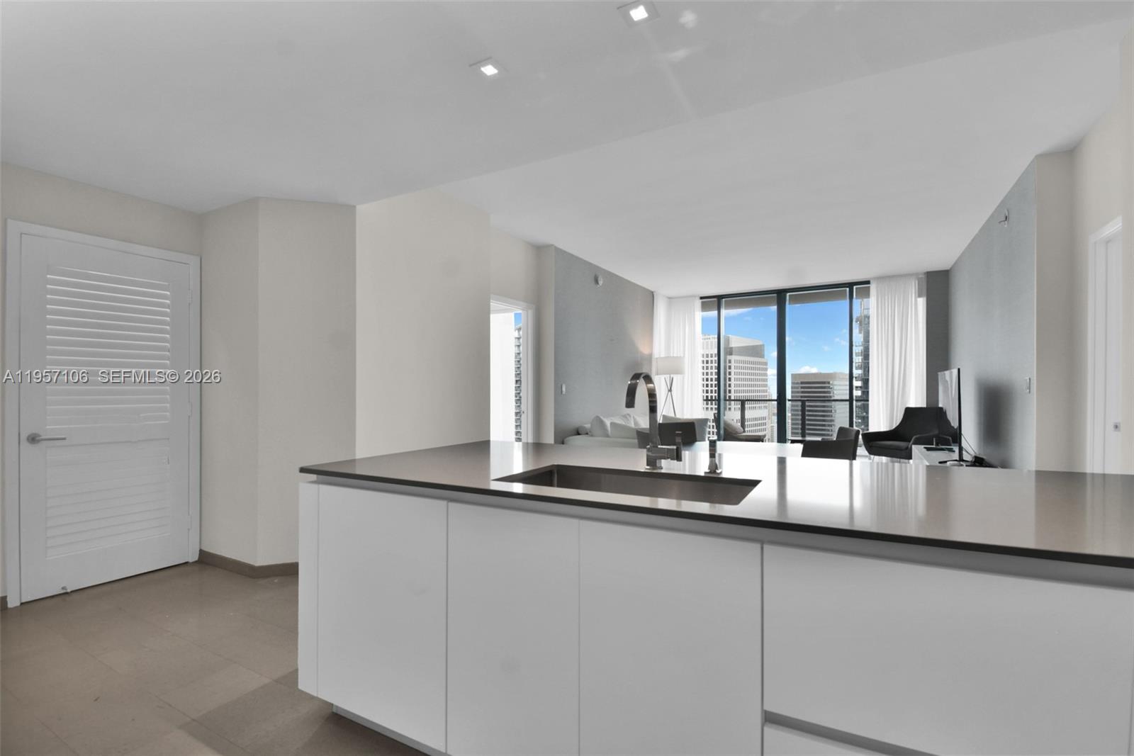 88 Southwest 7th Street, Unit 3503 Miami, FL 33130 - Photo 43 of 57