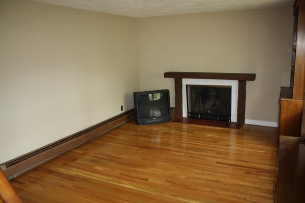 86 Greenwood Road Andover, MA 01810 - Photo 18 of 30 Gallery Image 18