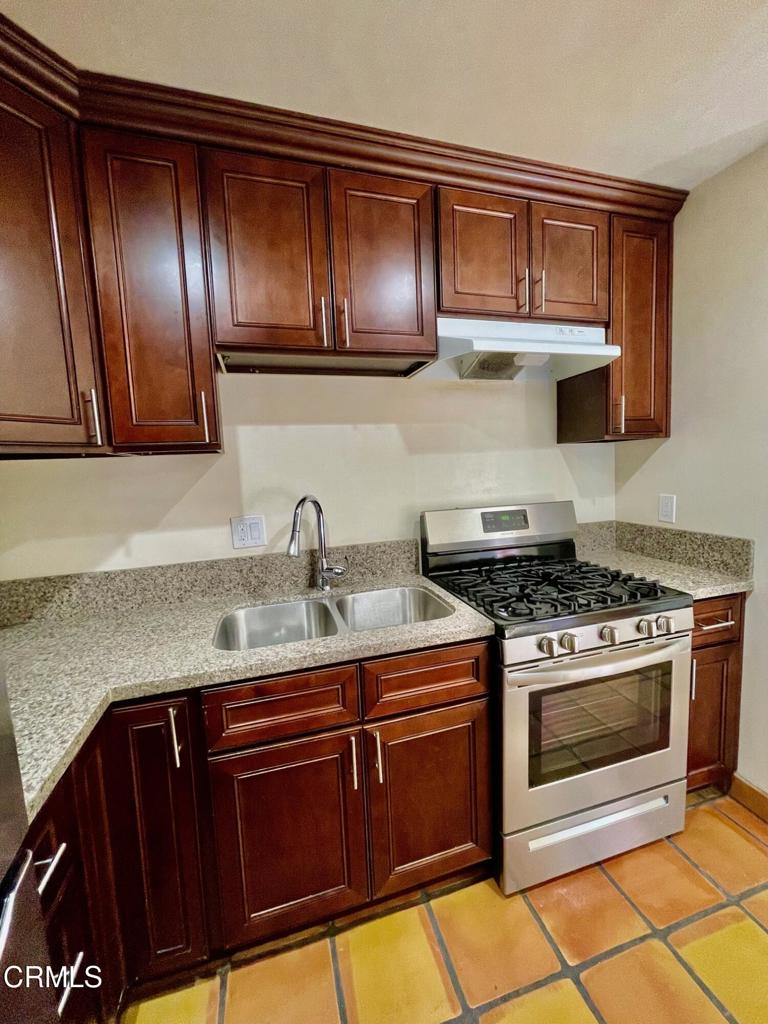 211 Fox Street Ojai, CA 93023 - Photo 24 of 33