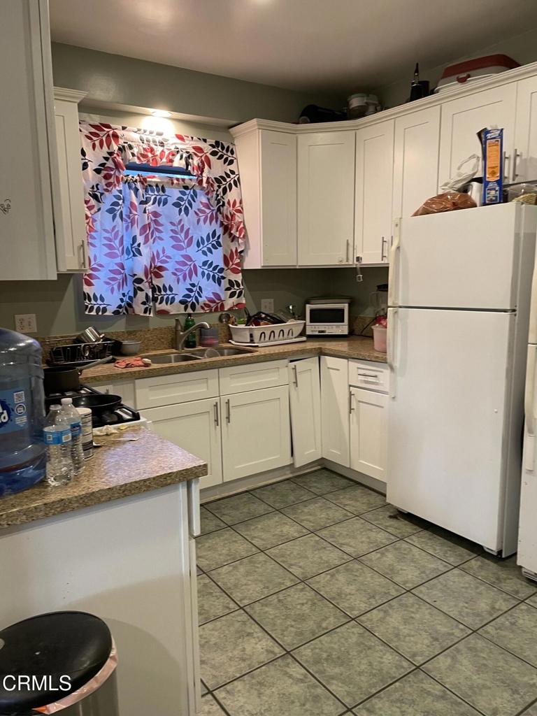 211 Fox Street Ojai, CA 93023 - Photo 7 of 33